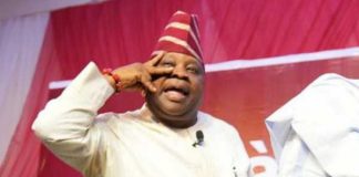 Trending Video Of Osun State Governor, Adeleke Beating The Drum And Entertaining Supporters