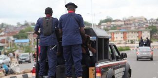 Oyo mob beats soldier over alleged killing of NSCDC officer