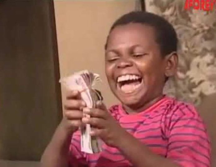 paw-paw-counting-money
