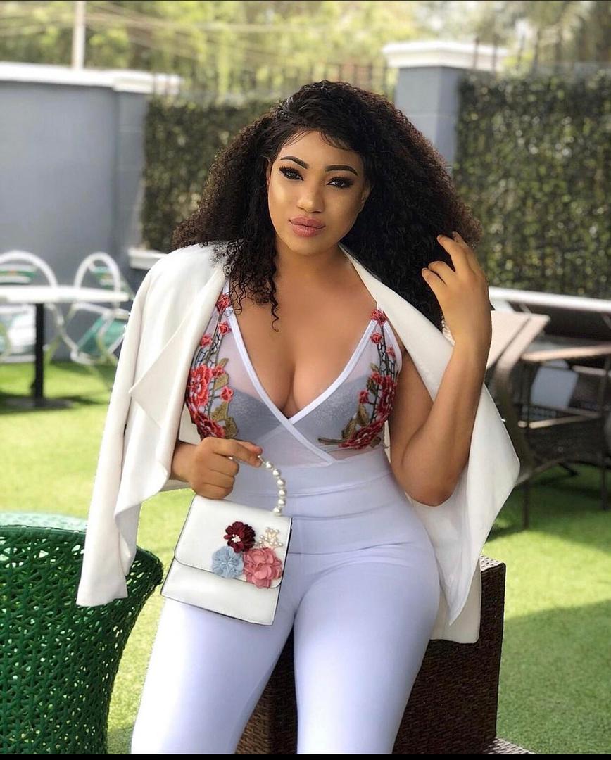 Queeneth Hilbert: Nollywood Actress cries out