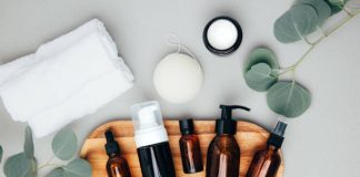 HOW TO CREATE A SKINCARE ROUTINE